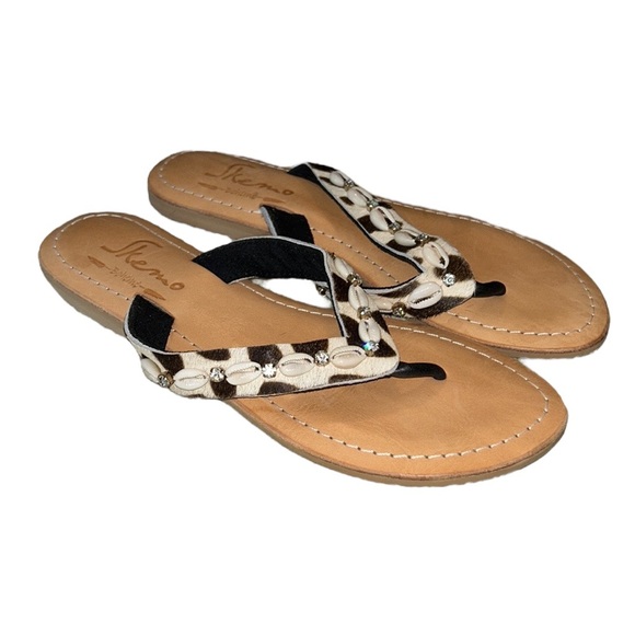 LN Skemo Savannah Leopard Embellished Leather Rhinestone Shell Slide Sandals - 7 - Picture 3 of 15
